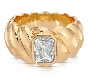 Ettika So Twisted Ring