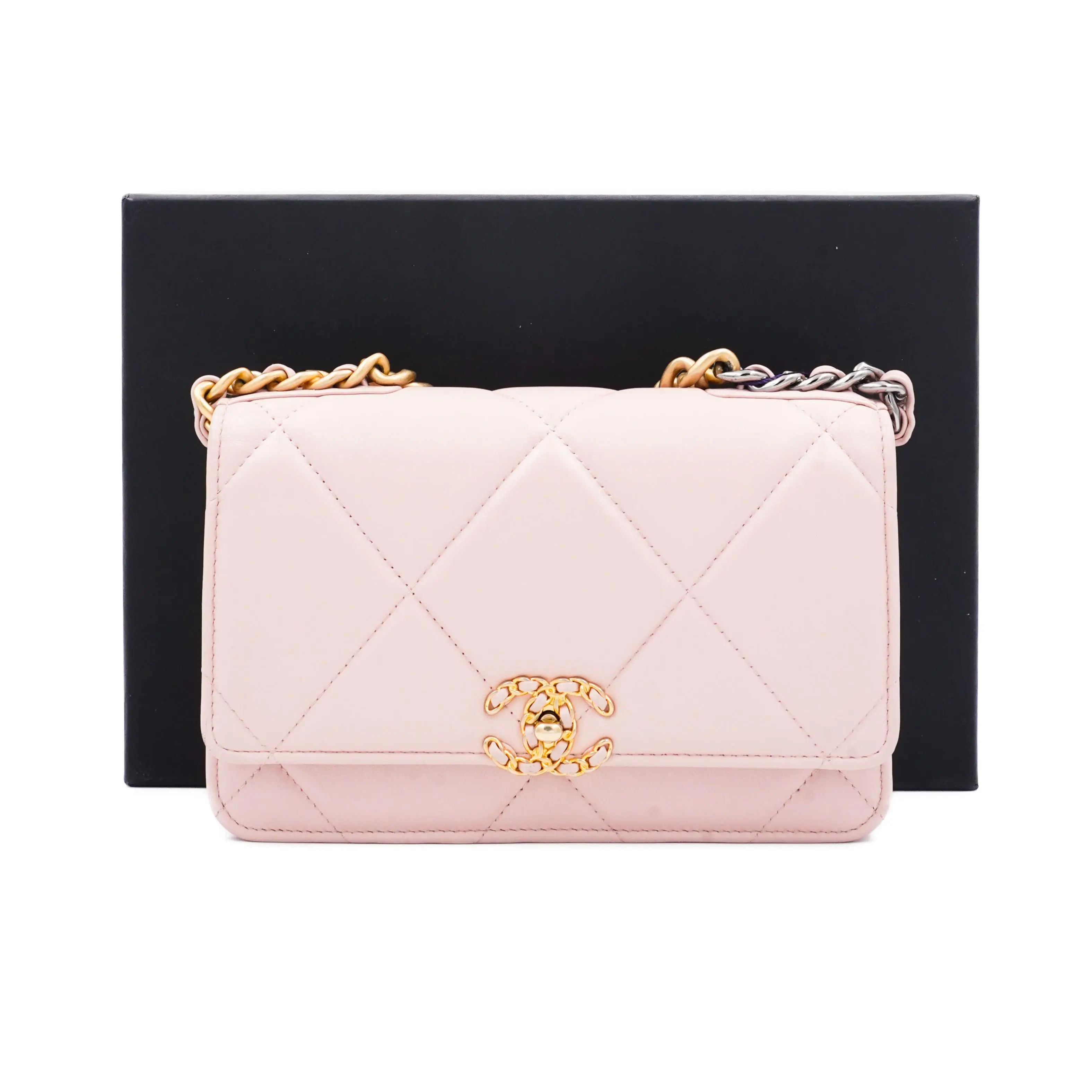 Pre-owned CHANEL Leather Shoulder Bags 19 woc Common Pink JM SK011