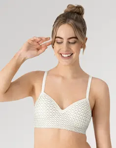 Hanes Foam Evolution Women’s Wireless Bra With Smoothtec Band Women's Comfortable Fit Everyday Support Breathable Mhw199