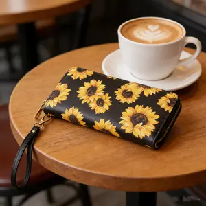 Women's Large-Capacity Long Wallet with Sunflower Print, Multiple Card Slots, Zipper Closure, and Coin Purse — Classic Handbag
