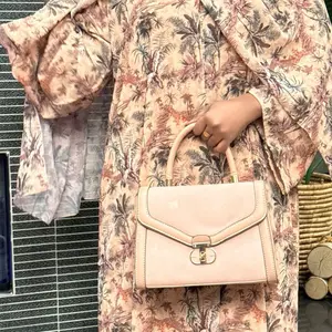 Beautiful Printed Abaya with matching hijab - Elegant Floral Design and Soft Pink Color