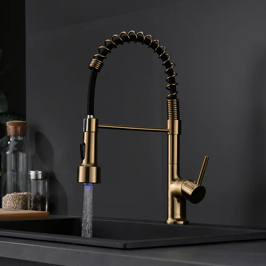 Commercial LED Kitchen Faucet with Pull Down Sprayer, Single Handle Kitchen Sink Faucet, High Arc Gooseneck Faucet with 360° Rotation, Stream & Spray Dual Function Kitchen Faucet for Farmhouse Laundry Room Restaurant Camper Trailer