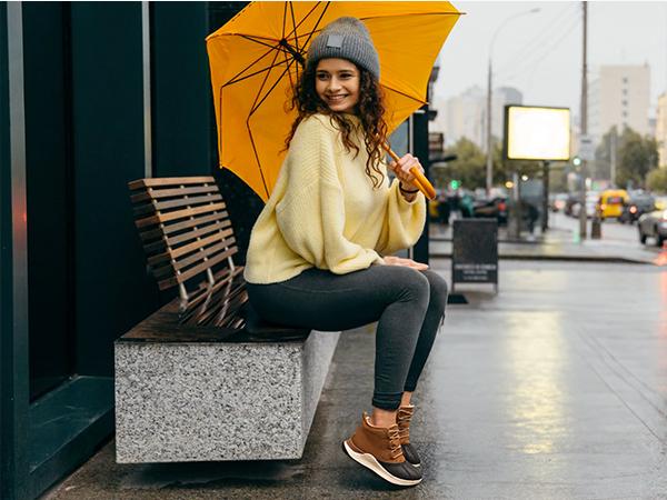 Dream Pairs Waterproof Lace-Up Winter Sneaker-Booties – Warm Faux-Fur, Anti-Slip Sole, Street-Style Look