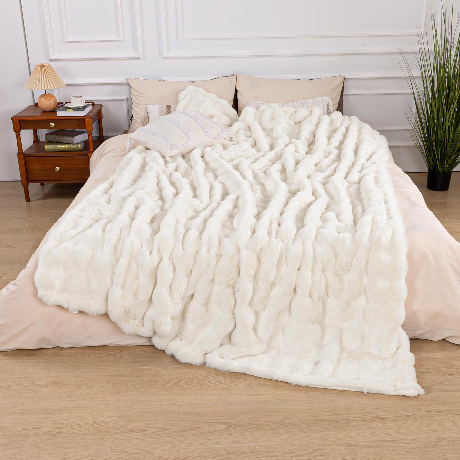 【TikTokShopHolidayHaul】LOKHOM Faux Rabbit Fur Blanket-Pillow not included- Bubble Blanket-Luxury Plush Velvet Throw, Ultra-Soft Fleece, Warm Cozy Winter Blanket for Couch-Elegant, Bed, Sofa, Lightweight, solid color comfy blanket, family gift 【TikTokShopHolidayHaul】LOKHOM Faux Rabbit Fur Blanket-Pillow not included- Bubble Blanket-Luxury Plush Velvet Throw, Ultra-Soft Fleece, Warm Cozy Winter Blanket for Couch-Elegant, Bed, Sofa, Lightweight, solid color comfy blanket, family gift