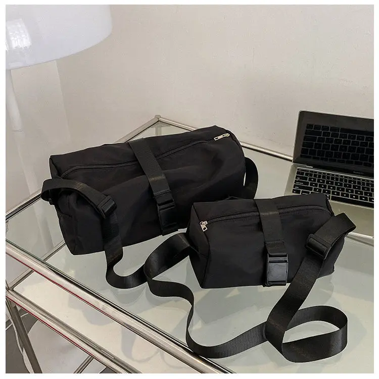 Fashion Sports Gym Duffel Bag for Men or Women Weekender Travel Bag with Adjustable Shoulder Strap for Training Swim Yoga