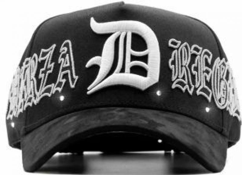 Barbas Hats Chrome Rose Gold – Premium Black Adjustable Snapback with 3D Chrome Metal Crosses, Trendy Streetwear Baseball Cap