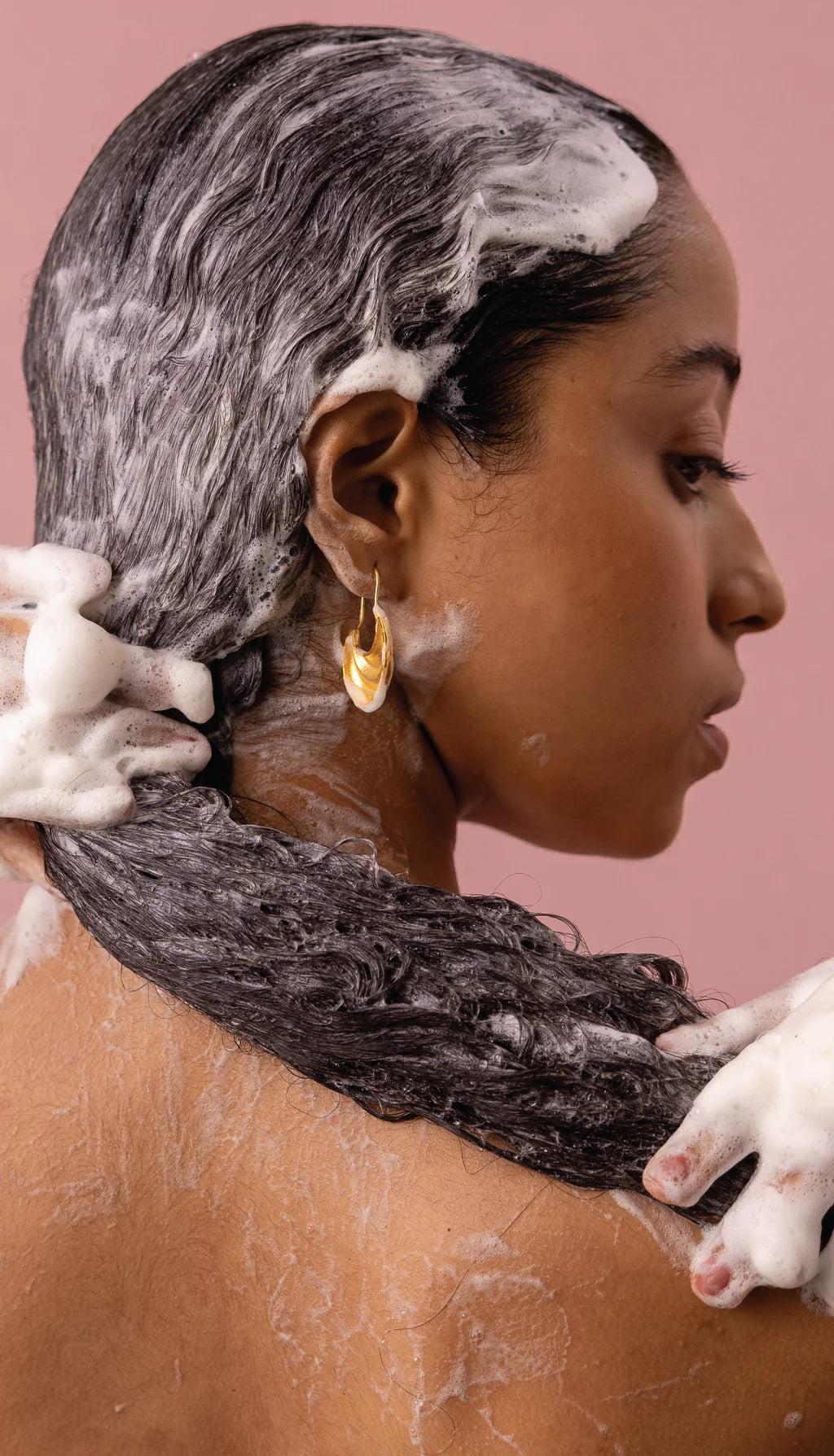 Ultra Hydrating Turmeric Shampoo Natural Moisturizing Herbal