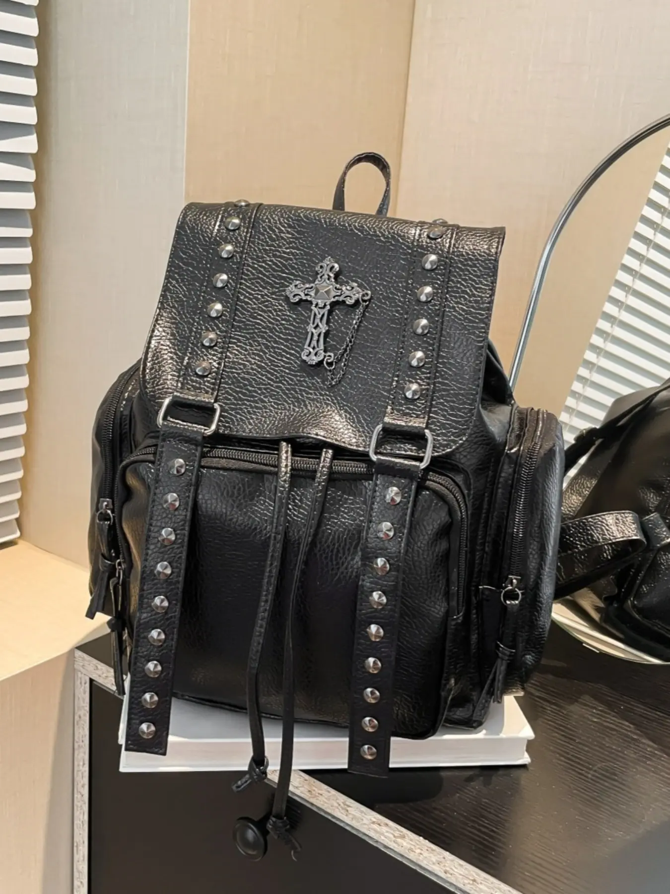 Original Self-Made Y2K Soft PU Leather Backpack, Dark Gothic Cross Chain Decor Commuter Bag, Unisex Trendy Fashion Backpack for Daily Use, Casual Daypack