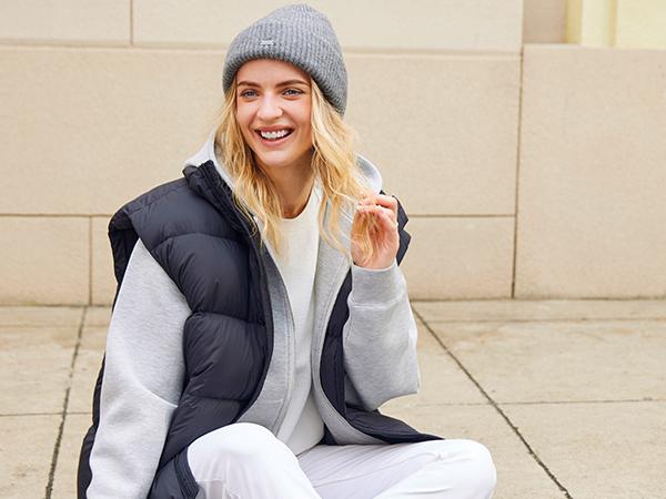 DREAM PAIRS Winter Boots for Women Warm Fur Lined with Zipper Flat Ankle Boots Comfortable Lightweight Outdoor Indoor Booties