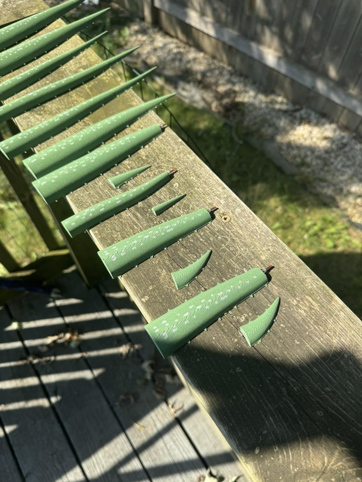 Aloe Plant Pens - 3D Printed by Makisupa3D Design by Forgecore