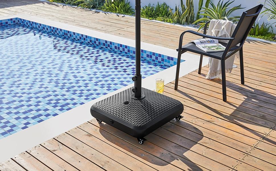 【4 Universal Castors】Yaheetech 123lb Capacity Fillable Rolling Patio Umbrella Base Stand Water/ Sand-Filled Outdoor Base Stand for Umbrella Black