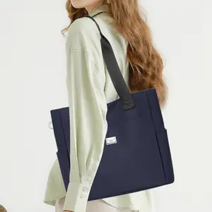 Women’s Versatile Nylon Shoulder Bag Lightweight Travel Tote Stylish Design Convenient Strap for Work Travel Weekend Trips Practical