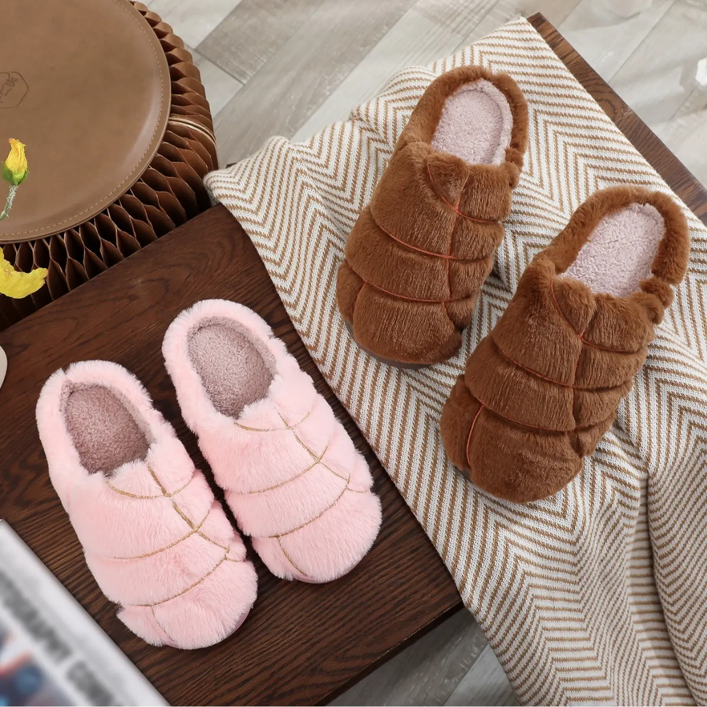 Women's Solid Color Concha Shaped Plush Slippers, Casual Soft Comfortable Home Slippers, Warm Slippers for Indoor & Outdoor Couple Color Matching Plush Slippers