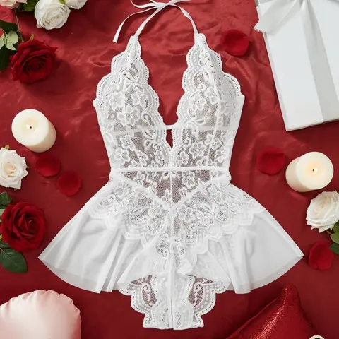 AESKEIA Women's Halter Neck Floral Lace Babydoll Nightgown - Elegant Deep V-Neck Chemise, Sheer Mesh Flared Skirt, Lightweight Nylon Fabric Romantic Gift for Her, Elegance