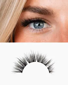 POSH | Cat Eye DIY Lash Extensions | At-Home Lash Clusters POSH | Cat Eye DIY Lash Extensions | At-Home Lash Clusters