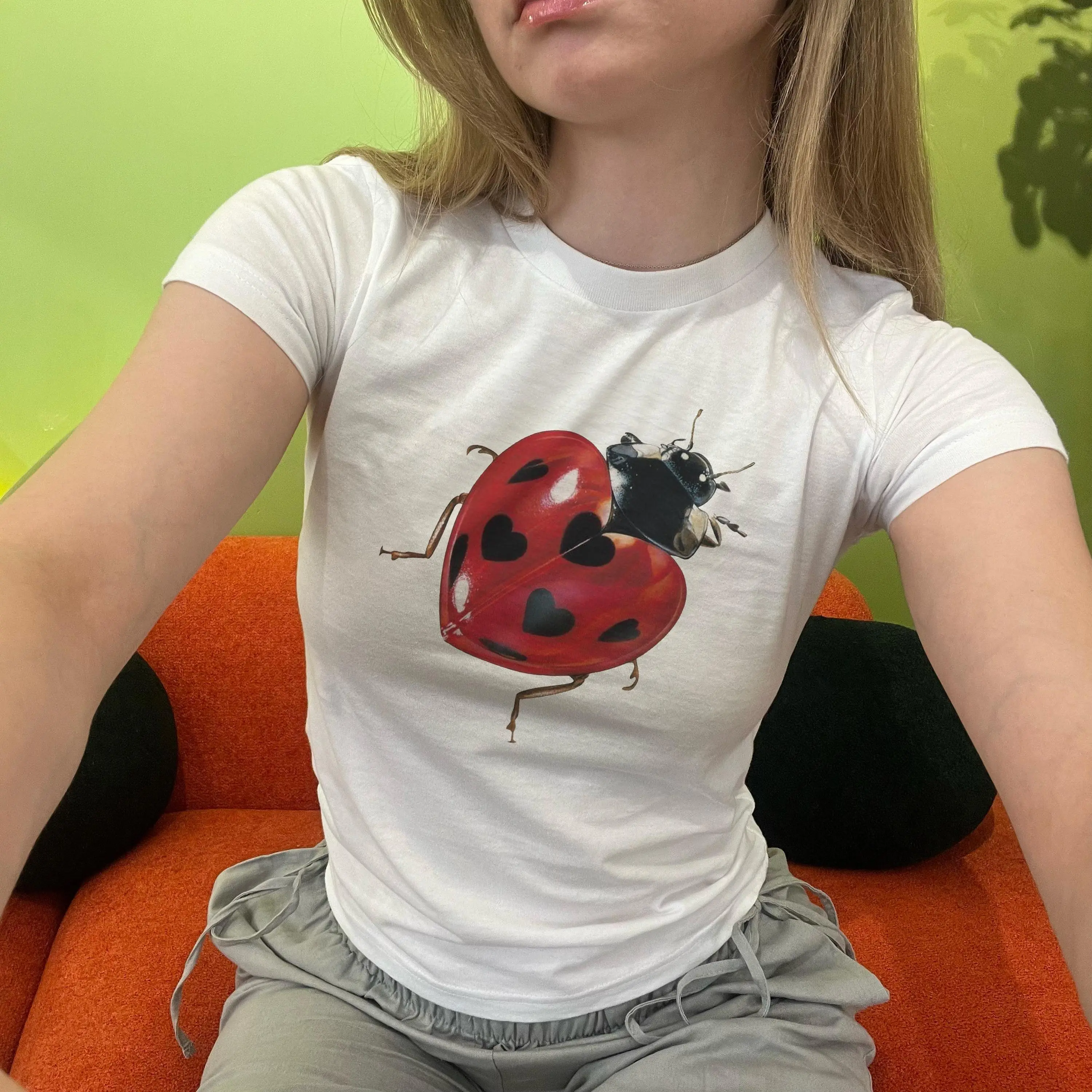 Ladybug Y2k Baby Tee Cute 90s Trendy Insect Shirt Y2k Vintage Bug Graphic Top Coquette Aesthetic Baby Tee 2000s Retro Love Bug Tshirt