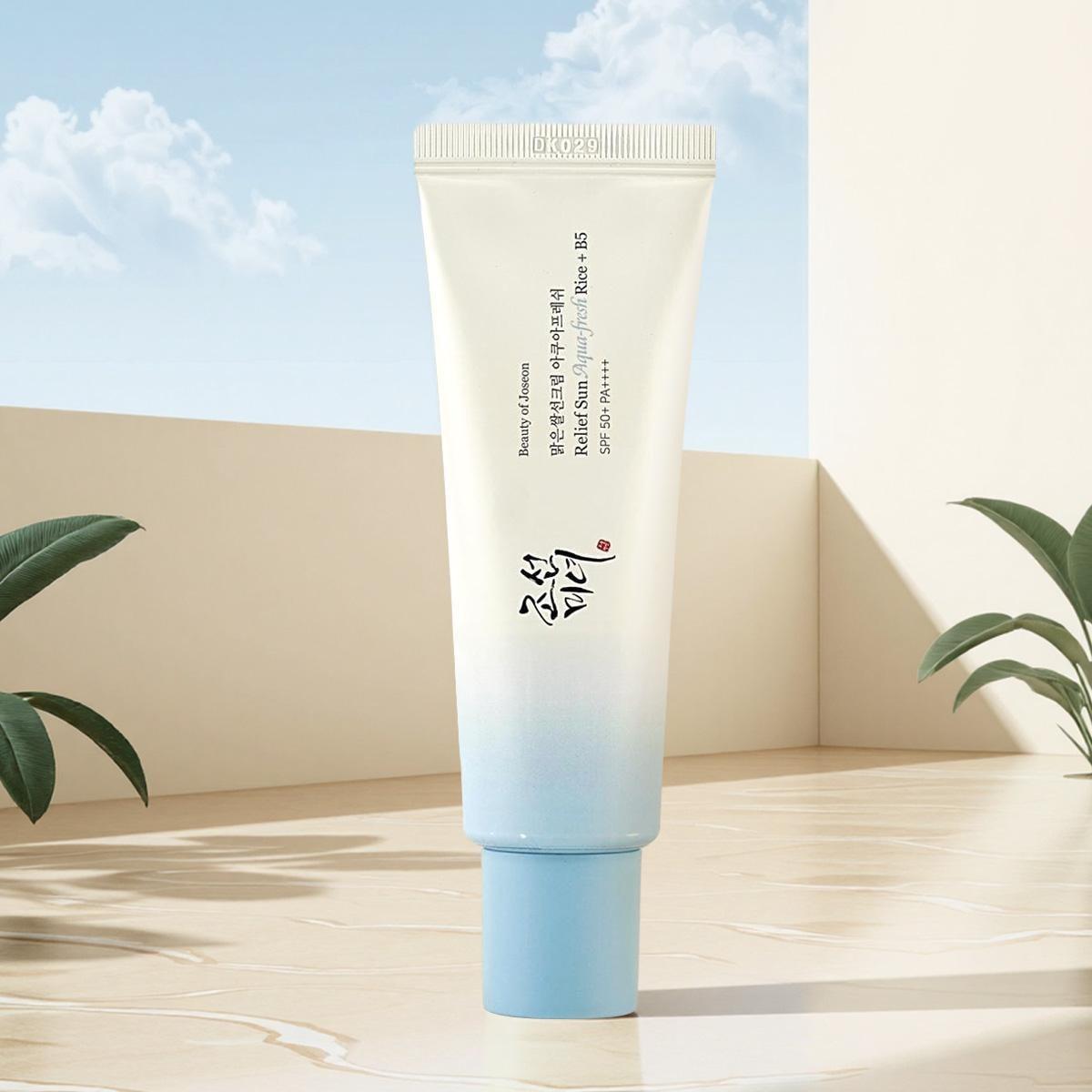 Beauty of Joseon Rice Sunscreen SPF50+ PA++++ - Lightweight Korean Sun Protection, Hydrating, No White Cast, Calming, Antioxidant, 50ml, Suitable for Multiple Skin Types