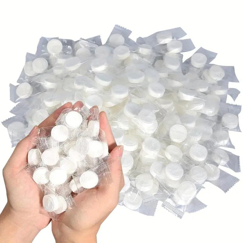 200 PCS Compressed Towels Mini Tablets Disposable Portable Face Towel Cotton Coin Tissue Portable Towels for Travel Camping Hiking Outdoor Sports Beauty Salon