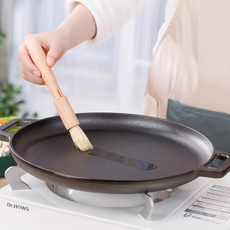 Cast Iron Skillet, Pre Seasoned Heavy Duty Pan for Steak, Pizza, Camping - XL Frying Pan with Dual Handles & Cleaner, Ideal for Grill, Oven, Stove