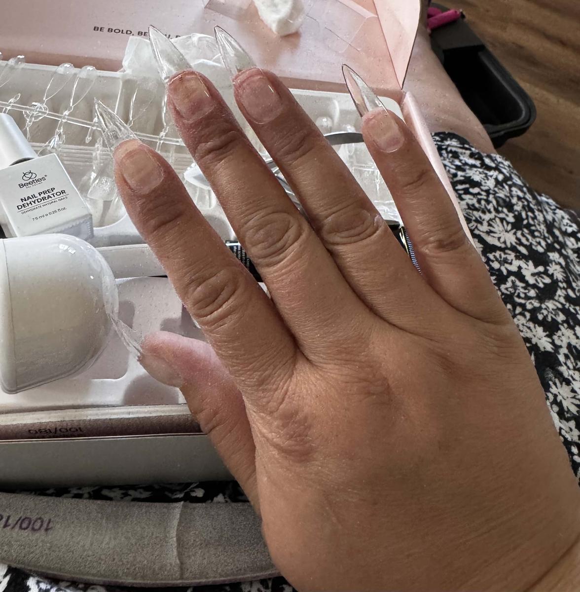 Item: 224PCS Long Stiletto All in One Kit