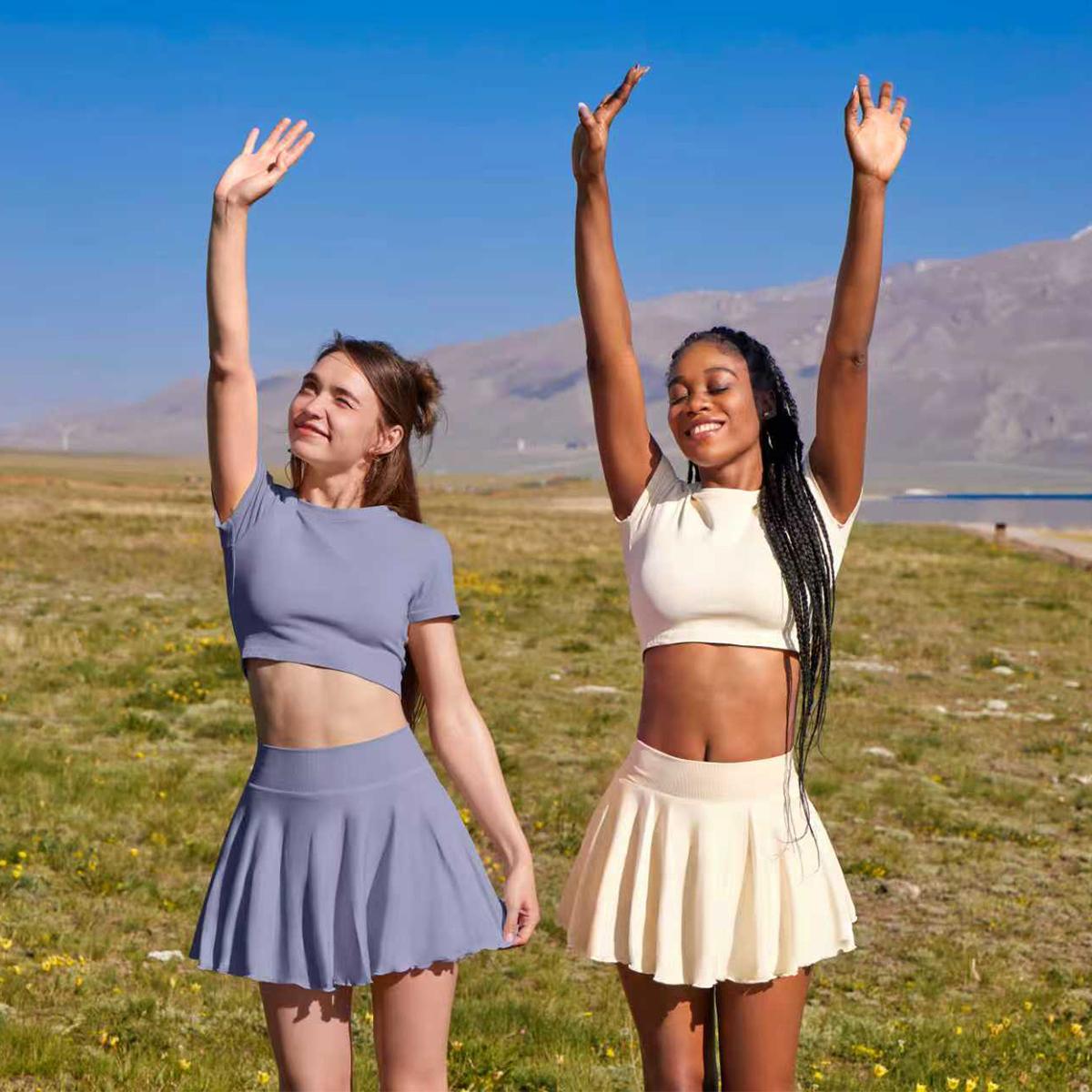 OQQ-Nine cents Women 2 Piece Skirts 2 in 1 Flowy Cheeky Short Skirts Stretchy Flared Casual Mini Skirts Girl Bottom Womenswear Ladies Skirtswomen Solid Color Skort White Skort SpringStatements