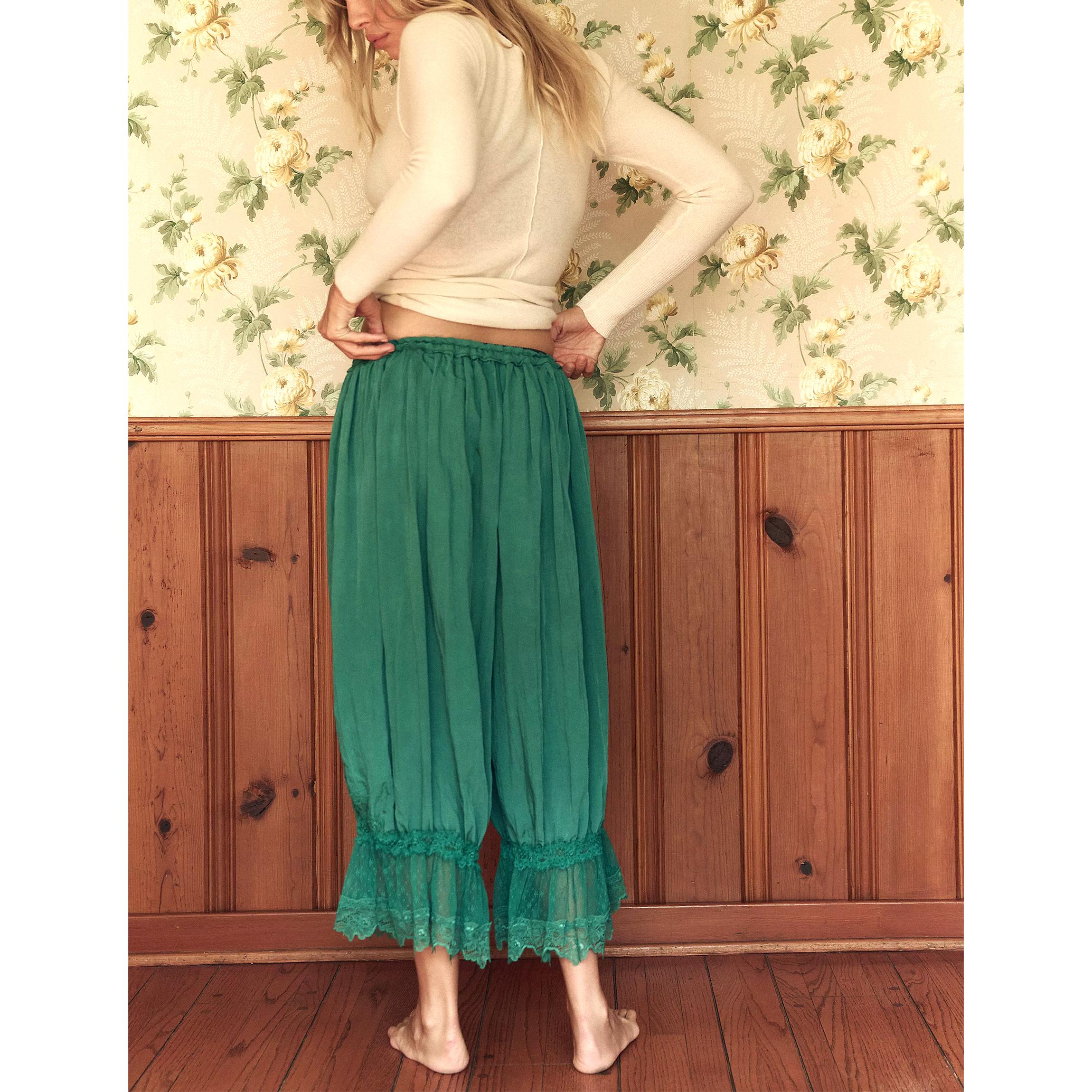 Buenoble Forever Young Lace Bloomers Pants for Women Cropped Boho Loose Fit Crinkled Fabric Fairycore Retro Style