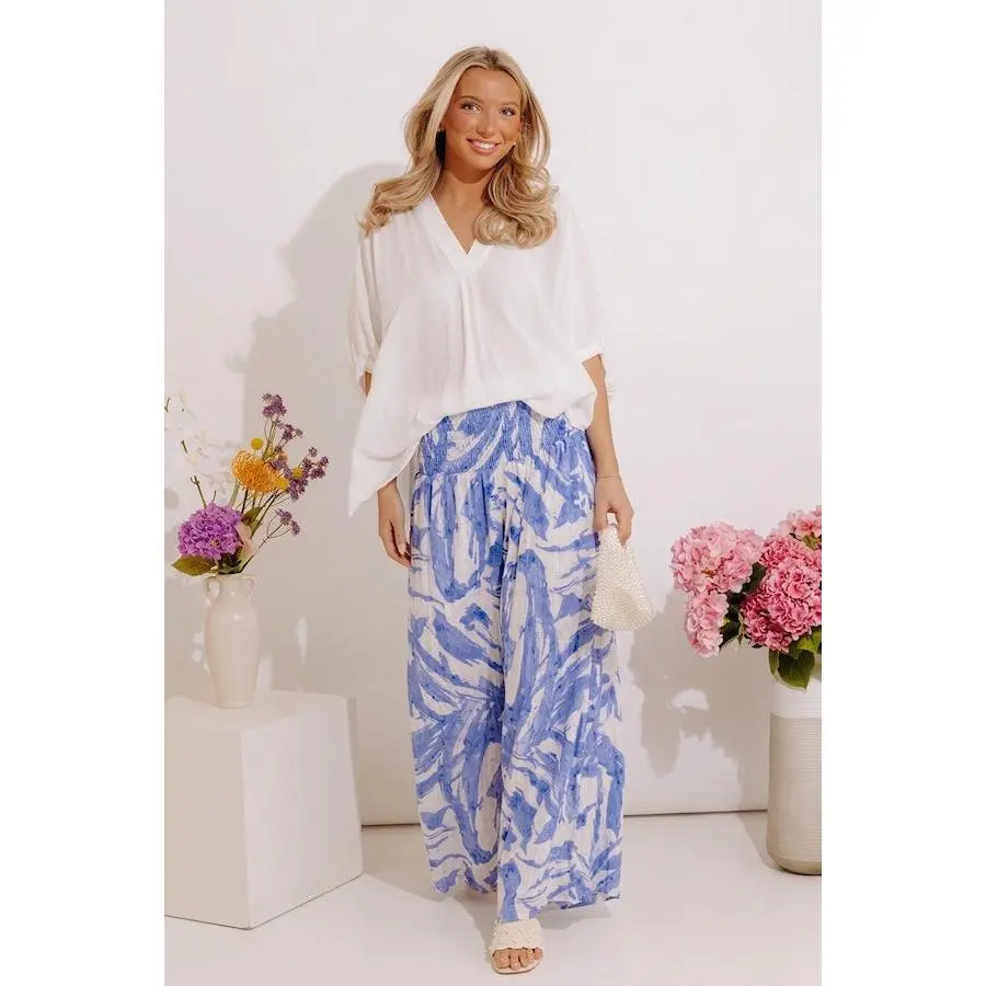 Sandy Silhouette Smocked Pants