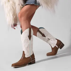 Retro Cowboy Boots with Elegant Brown and White Color Block Design – Comfortable & Durable