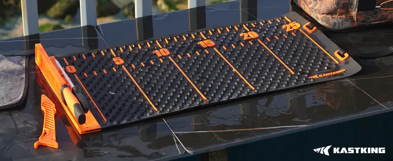 Product Introduction of KastKing EZ Fillet Fish Fillet Mat, Anti-slip Texture With 25" Integrated Ruler, Extended Dimensions, Easy to Clean Material, Portable Storage, Fish Cutting Board Chopping Block Ceramic 14