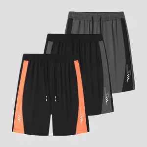 Men’s color-block gym shorts with side pockets—casual, comfortable, breathable, suitable for everyday outdoor wear and ideal for all seasons.