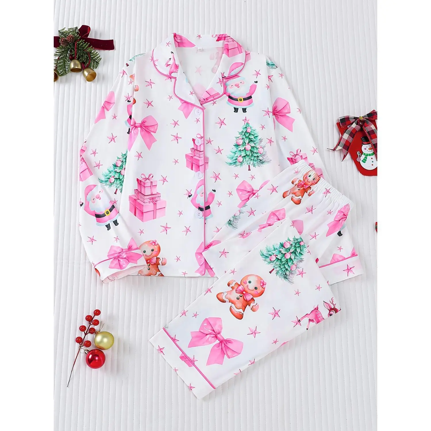 A Two-Piece Pajama Set Featuring a Base with a Full Print of Santa Claus, New for 2026, Designed for Autumn And Winter. It Includes a Flame-Retardant Collared Long-Sleeve Shirt And Long Pants