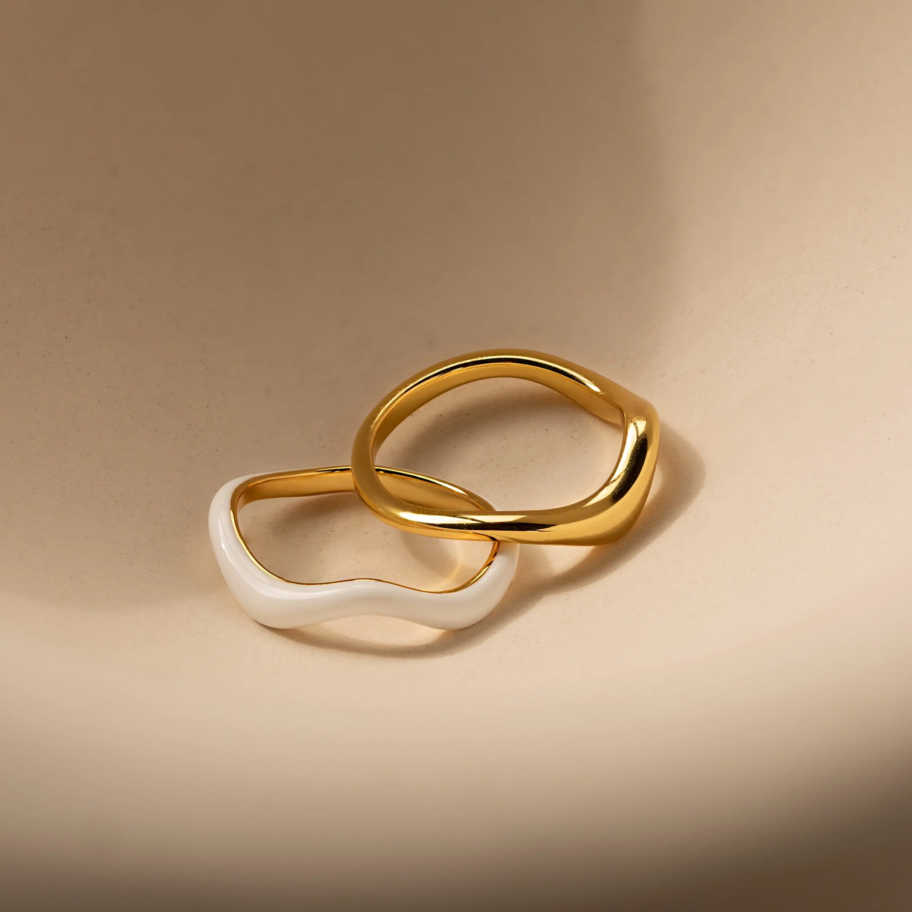 Duo Wave Ring Set by Caitlyn Minimalist - Set of 2: Organic Wavy Stacking Rings in Gold - Unique Jewelry - Gift for Her