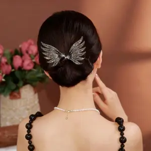 Angel Wings Feather Updo Clip – Easy Twist Hair Bun Tool, Fishtail Chignon Maker for Back Head Styling, Convenient, Trendy & Time-Saving Hair Clip