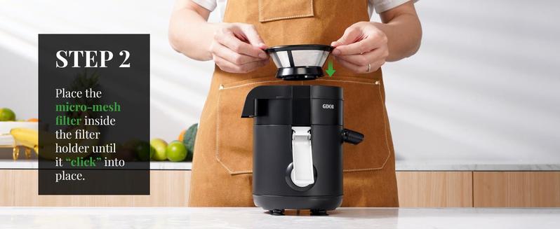 800W Juicer with 3" Wide Feed Chute, Titanium Blades & Dual Speeds — Easy Juice Extractor for Fruits & Veggies