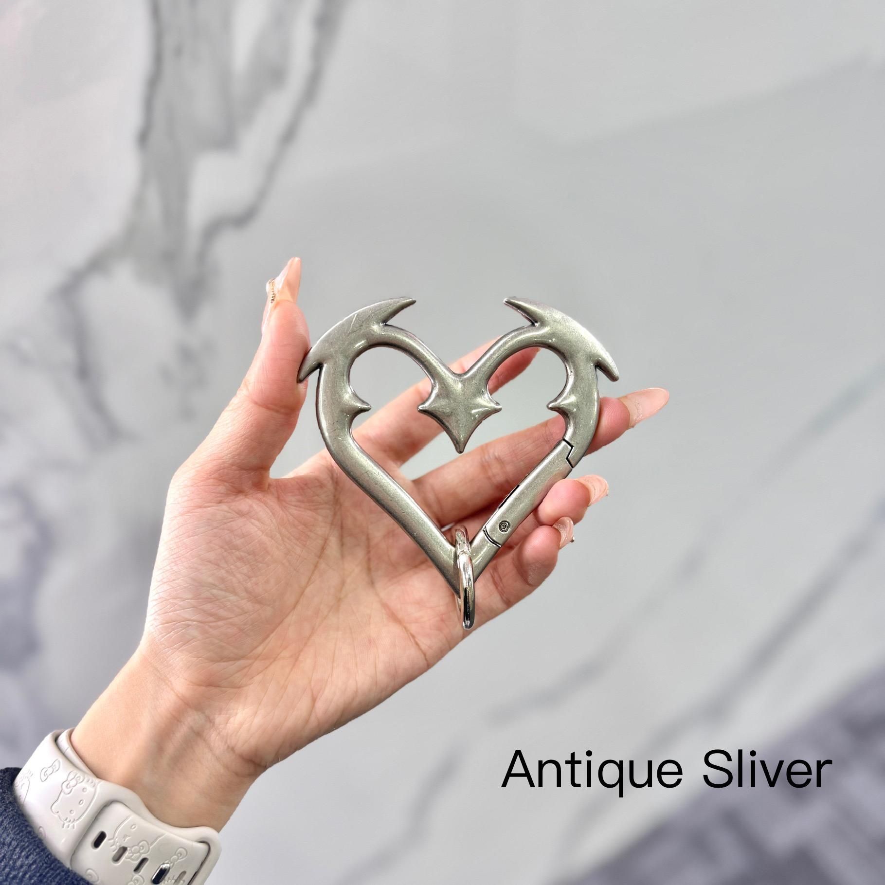 Heartbreaker Carabiner Gothic Heart-Shaped Metal Keychain Heavy Duty Bold Design Zinc Alloy Perfect for Keys Bags Statement Fashion Accessories