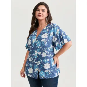 【Summer Turn-Up】【Neck-Lengthening】BlOOMCHIC Plus Size Silhouette Flower Print Button-Down Blouse [M-6X] 2026 Summer Pick for Mother's Day