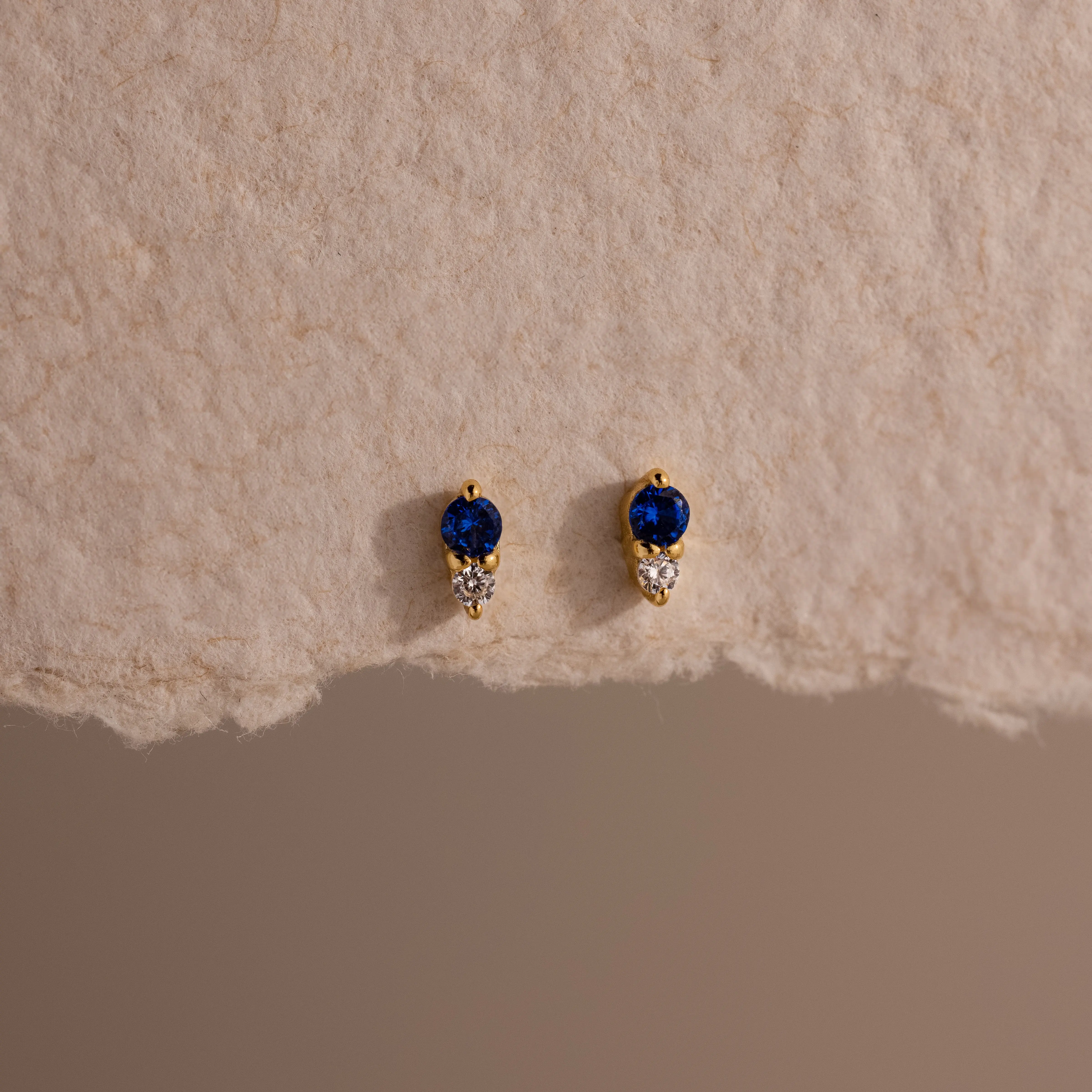 Sapphire / September