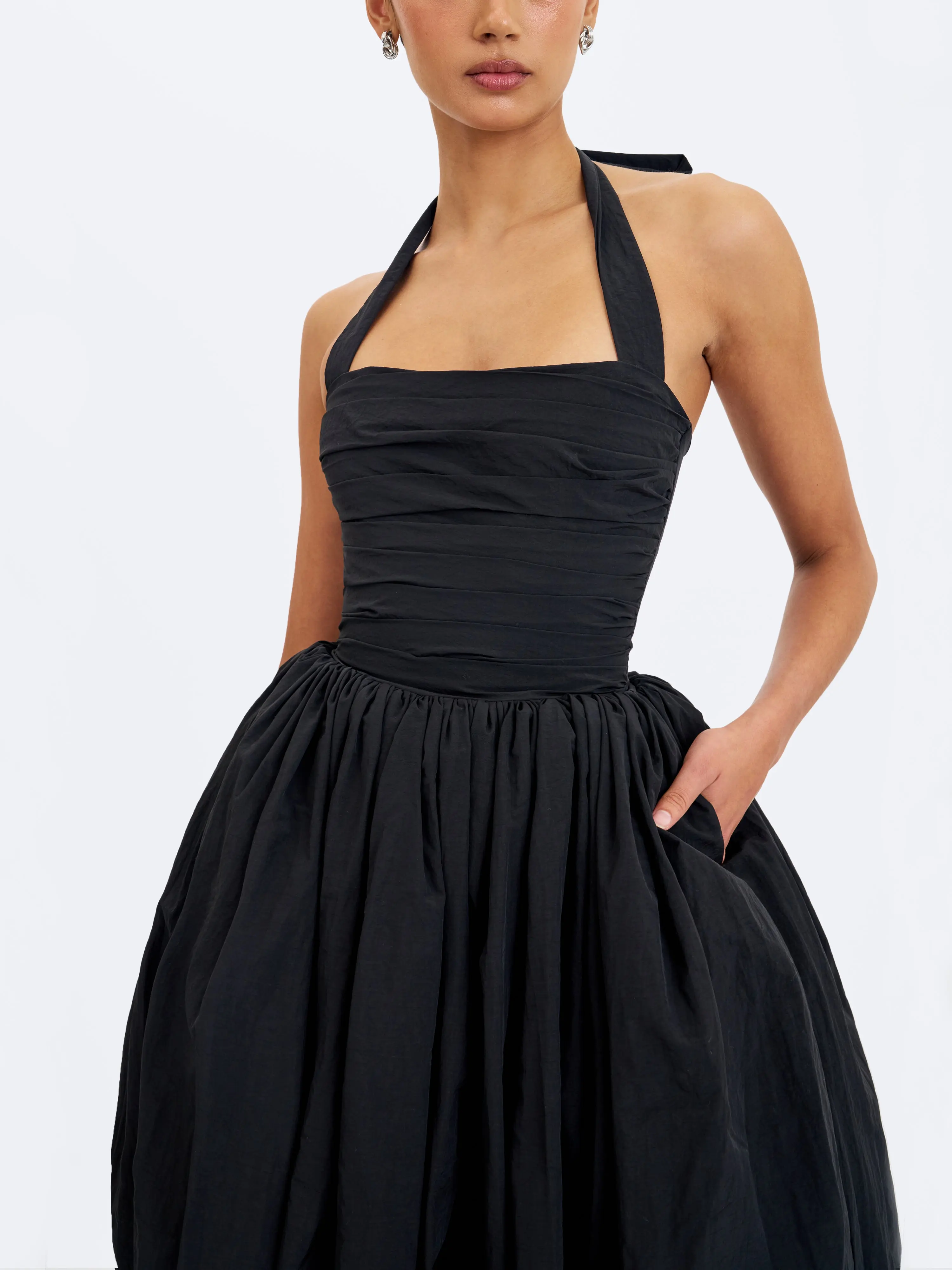 Veradis Black Taffeta Halter Bubble-Hem Midi Dress - TikTok Shop Veradis Black Taffeta Halter Bubble-Hem Midi Dress - TikTok Shop