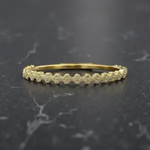 14k Gold VVS CZ Clover Bangle