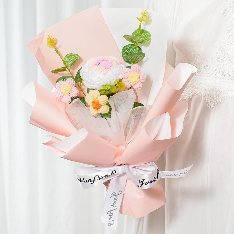 Handmade Crochet Flower Bouquet 1 Count Artificial Knitted Yarn Flowers with Pink Wrapping Paper for Birthday Gift Home Decor Party Decor Artificial Roses - Decoration