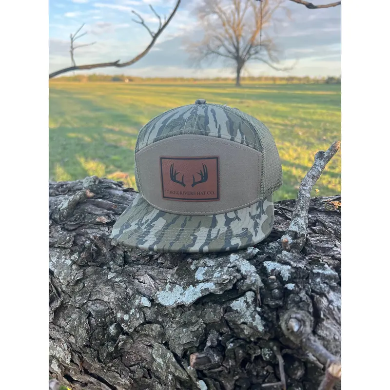 Deer Horns- Flatbill Snapback - Mossy Oak Camo