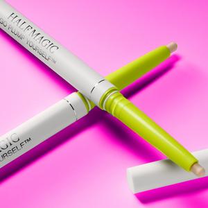 Half Magic GO PLUMP YOURSELF INVISIBLE EXTREME PLUMPING LIP LINER Colorless Finish for 8 Hours Extreme Plumping with Spicy Rush