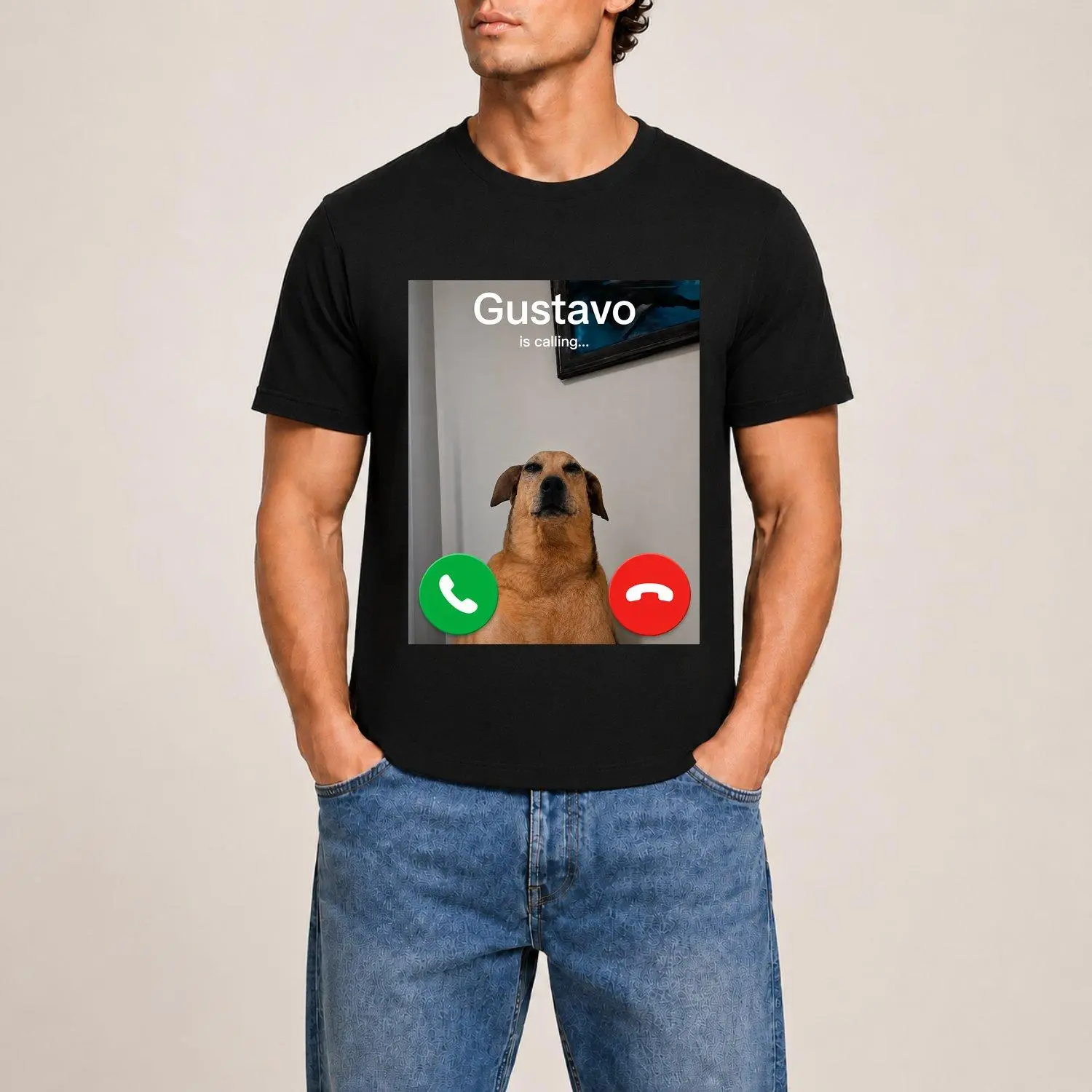 Men's T-shirt Gustavo The Dog'S Barking Joke T-Shirt a Funny Graphic Novelty Tee for Adults Casual Short-Sleeve Round Neck Shirt Machine Washable a Gift for Dog Lovers Everyday Wear Humorous Design Regular Fit Shirt