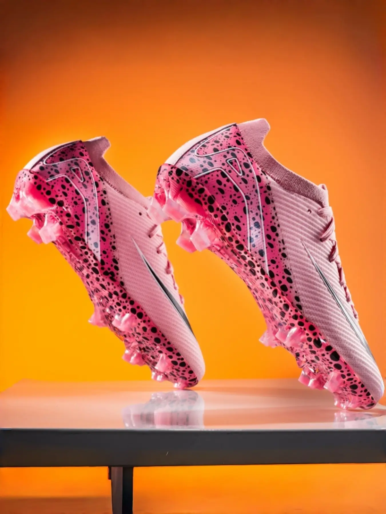 Parent-Child Orange-White Leopard Print Firm Ground Football Boots, Soccer Boots, Football Cleats, Sport Cool Style, Breathable Knit Material + Professional Firm Ground Studs, Parent-Child Compatible, Eye-Catching, Ideal for Natural Grass Football Matches