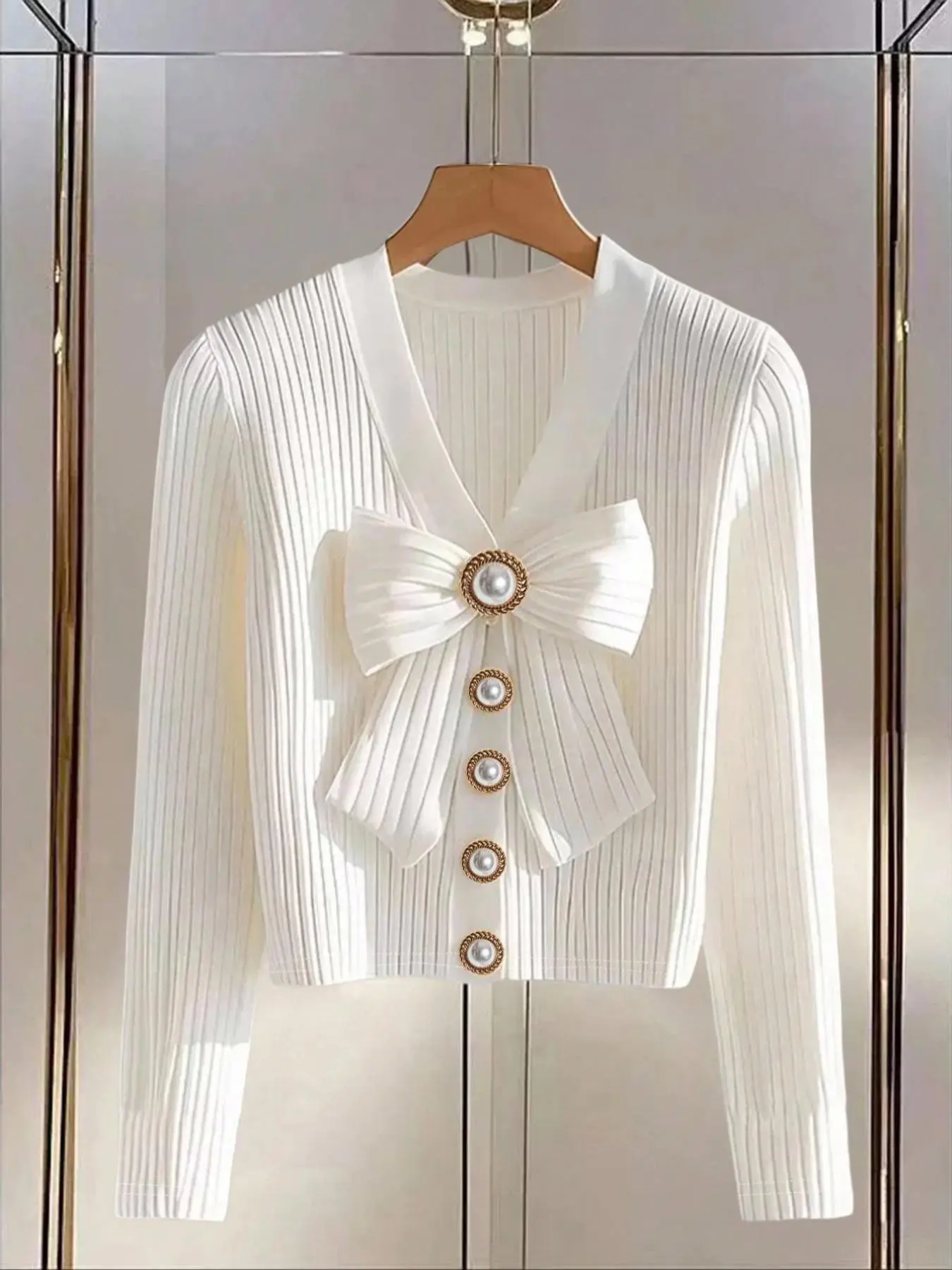 Women's Autumn Solid Color Ribbed Knit V-Neck Bow Tie Metal Buckle Button Elegant Casual Long Sleeve Top, Button Up Knit, Fashion Knitwear Clothing, Elegant Classy Tops, Fashionable Fitted Design, Knitwear, Womenswear, Knitting, Lady