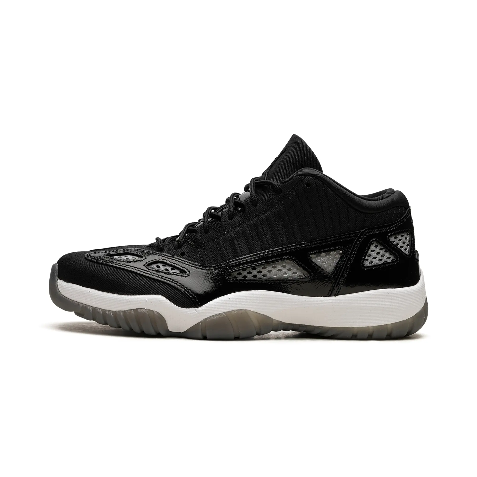 Air Jordan 11 Low IE "Black/White" 919712 001