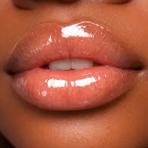 Clear Lip Gloss Oil High Shine Lightweight Sticky 10ml Glossed Trap for Smooth Application Ultra Glossy Glass Finish