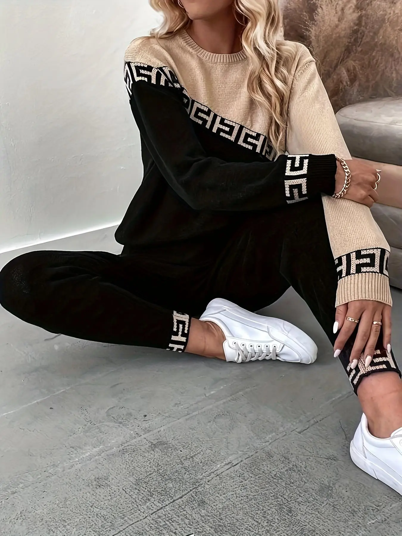 Women's Fashion Geometric Pattern Knit Set, Round Neck Long Sleeve Sweater & Pants, Casual Spring Autumn Winter
