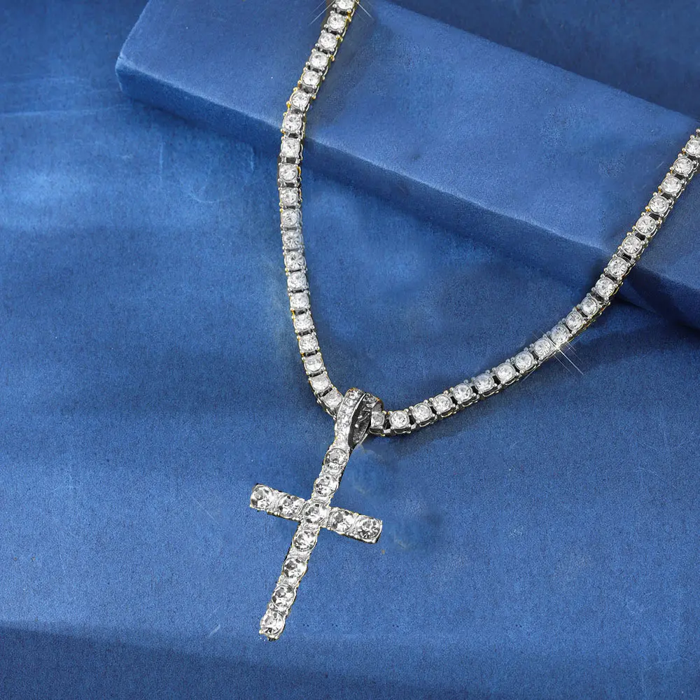 Unisex Iced Out Cross Charm Pendant Necklace, Metal-Coated Hip Hop Tennis Link Chain for Daily Wear, Necklaces, Chunky Chain Jewelry, Chains