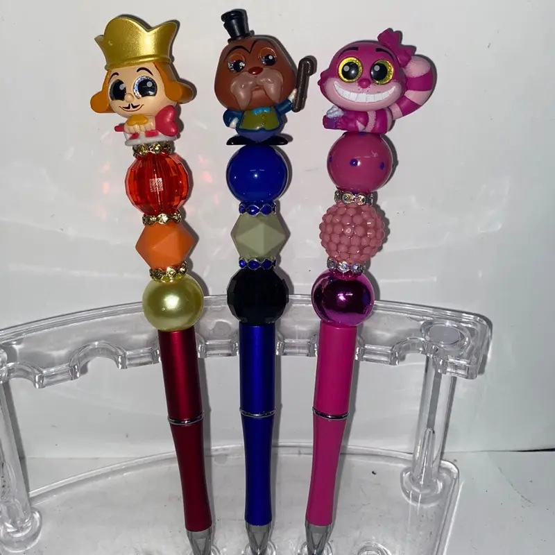 Wonderland doorables character beaded pens